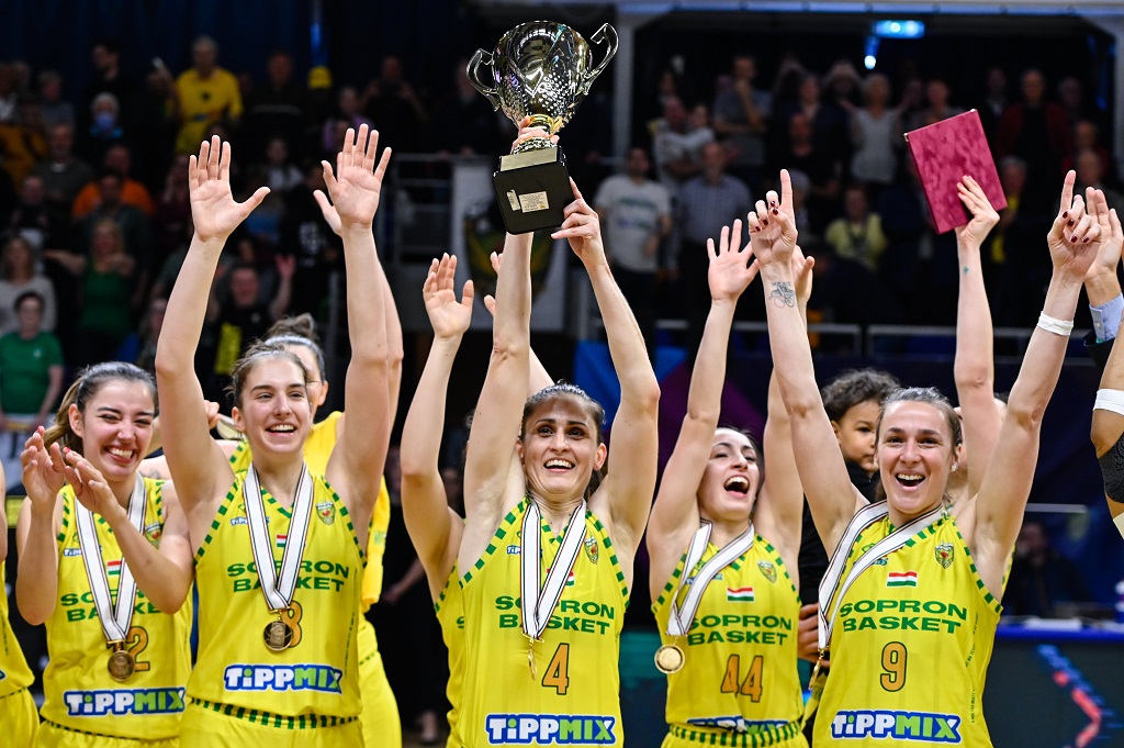 Az Euroliga után a hazai bajnokságot is megnyerte a Sopron